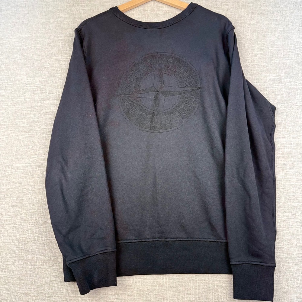 Stone Island Mens Large Black Embossed Logo Crewneck Sweatshirt 701560151